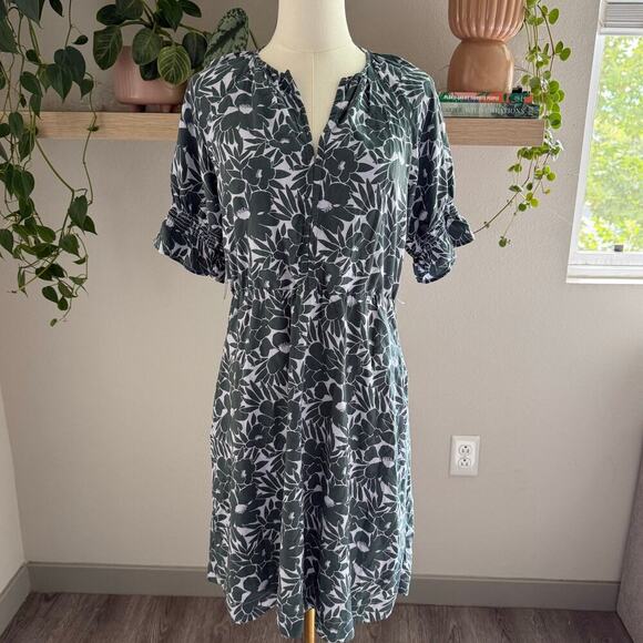 GAP Floral Midi Dress XS Puff Half Sleeve Cinched Waist  Cottagecore Lighweight - Picture 1 of 10